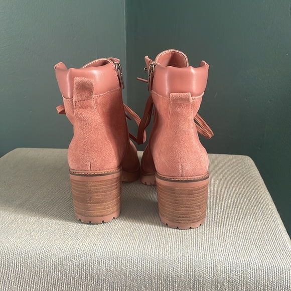 Vince Camuto pink suede/leather boots - Picture 8 of 14